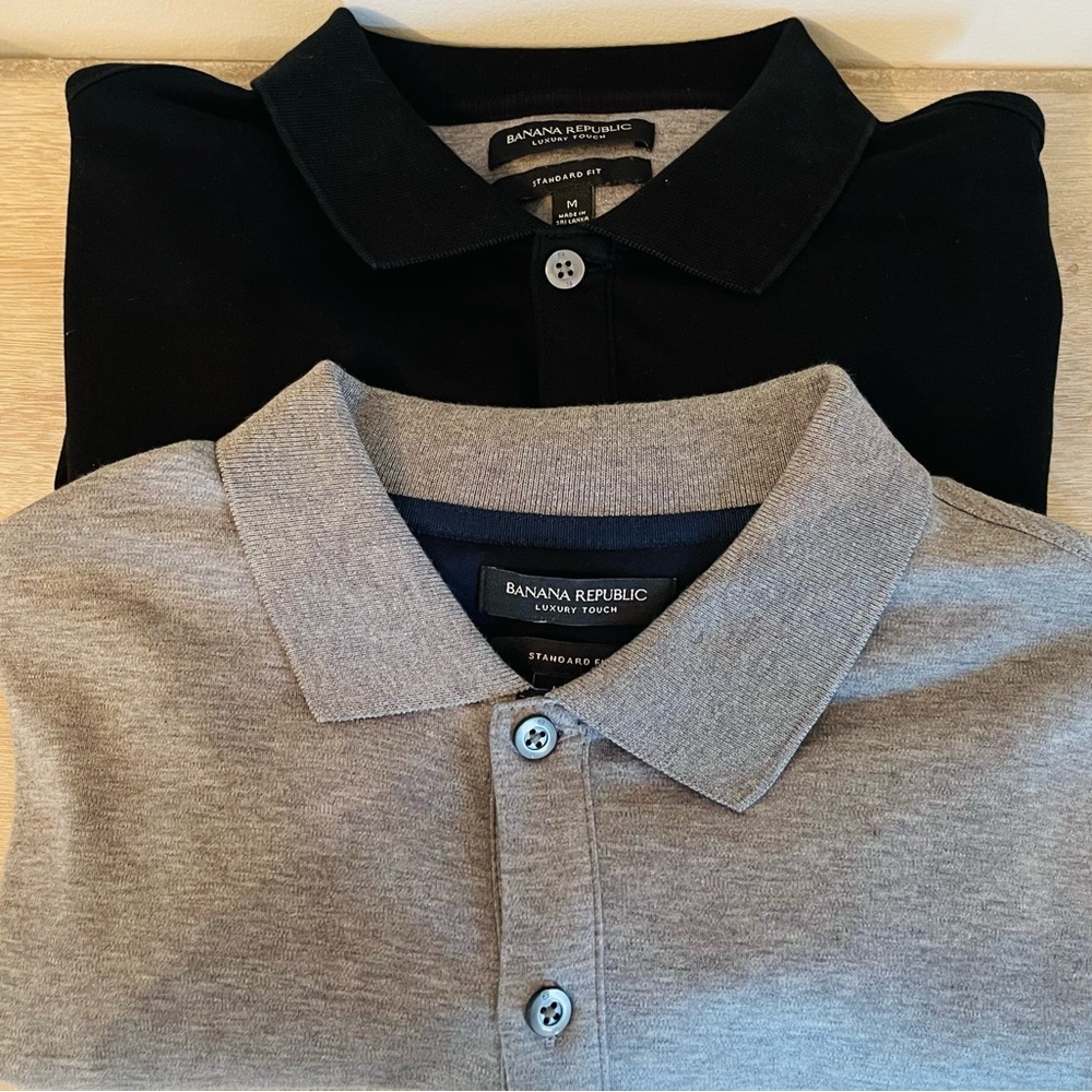 Banana Republic 2 Button Shirt